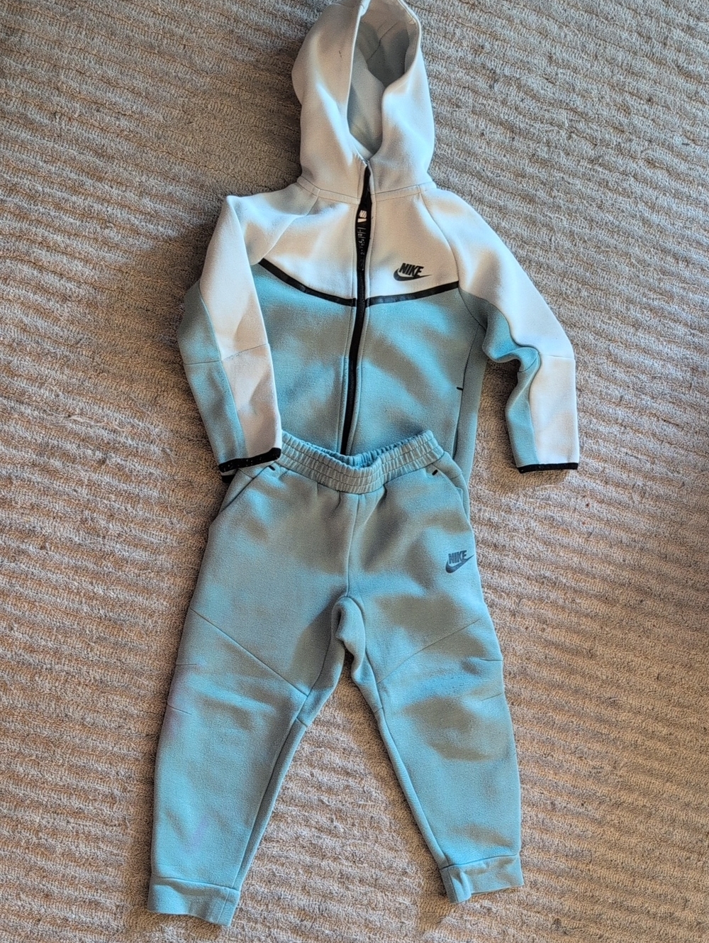 Nike Tech Sweat Suit In Two Toned Light teal